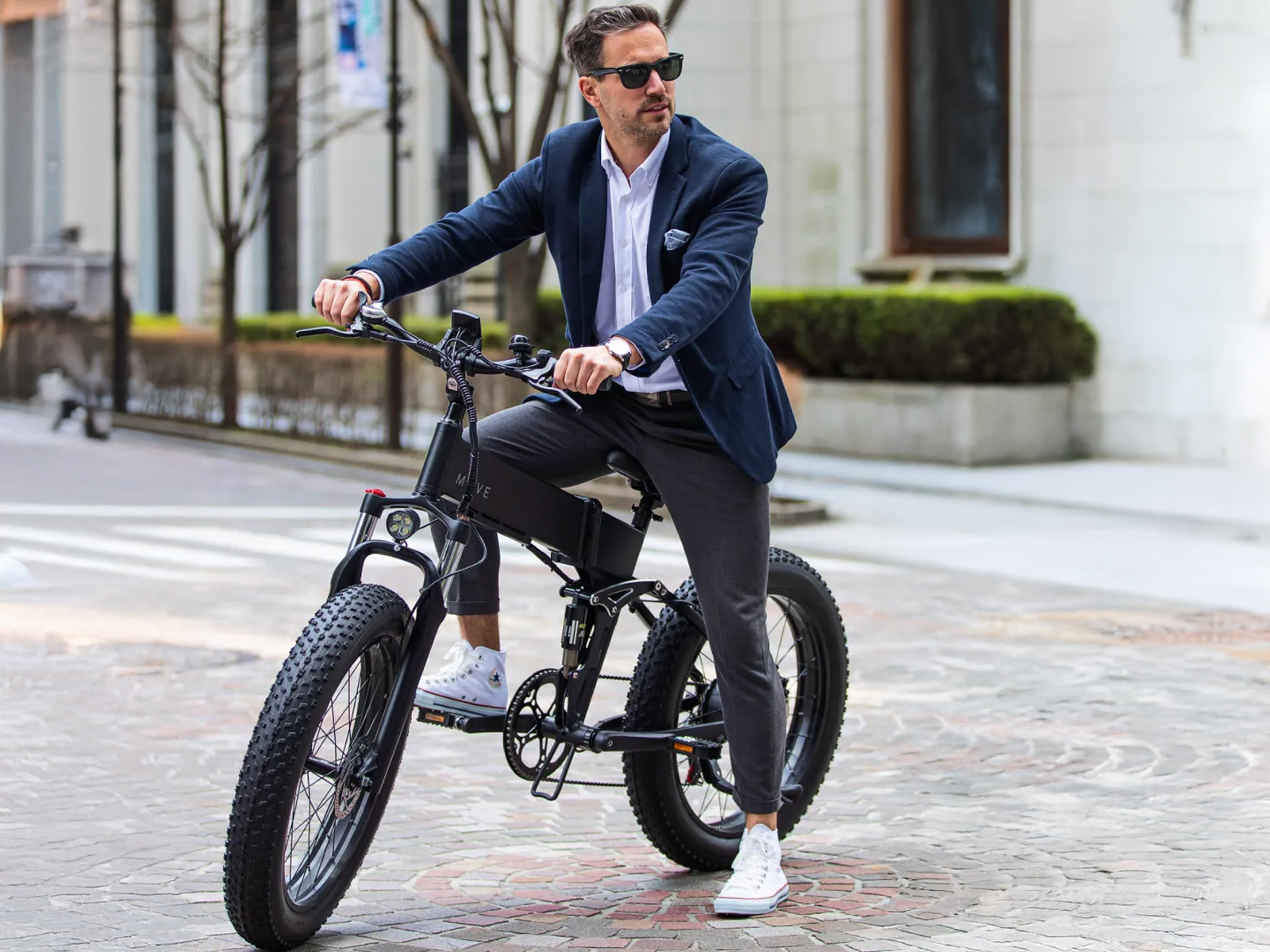 MOVE e-Bike 街乗りスタイル 公式サイト参照